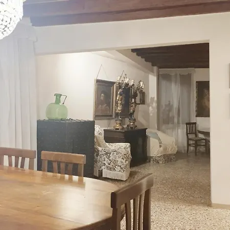 Gorgeous St. Square By Ca-sa Check Daire Venedik