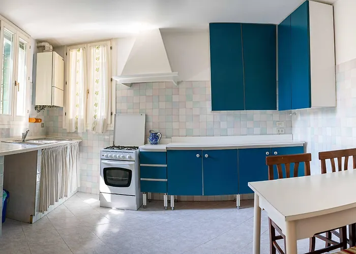 Gorgeous St. Square By Ca-sa Check * Velence