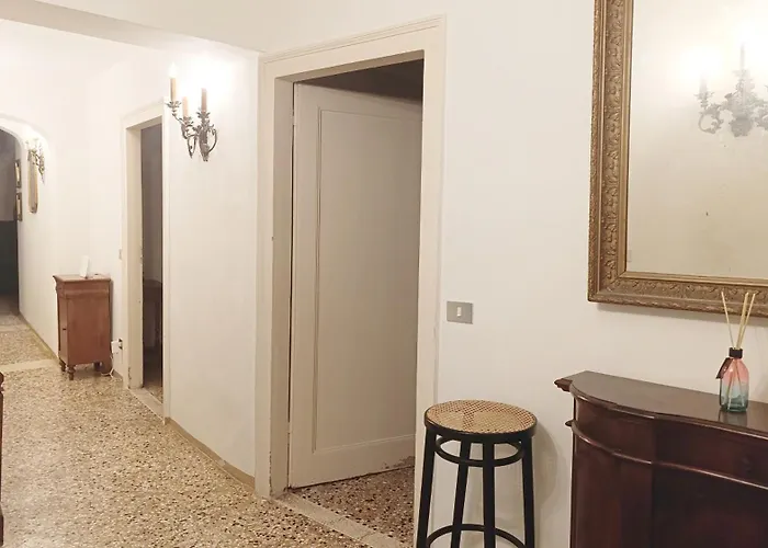 Gorgeous St. Square By Ca-sa Check Apartamento *
