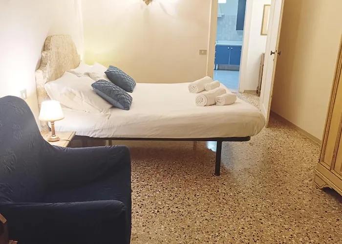 Gorgeous St. Square By Ca-sa Check Apartamento Venecia