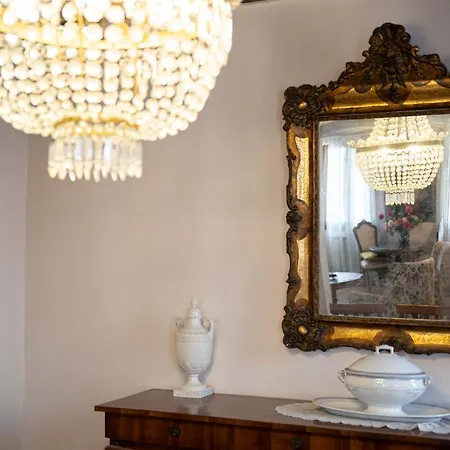 Appartement Gorgeous St Square By Ca-sa Check