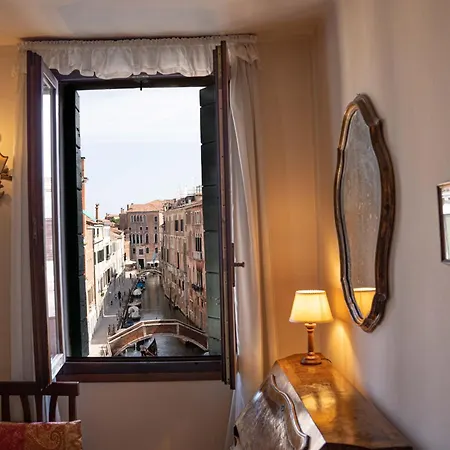 Gorgeous St Square By Ca-sa Check Lejlighed *