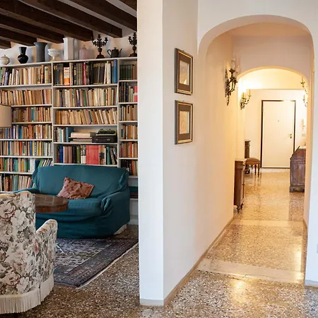 Gorgeous St Square By Ca-sa Check Venedig