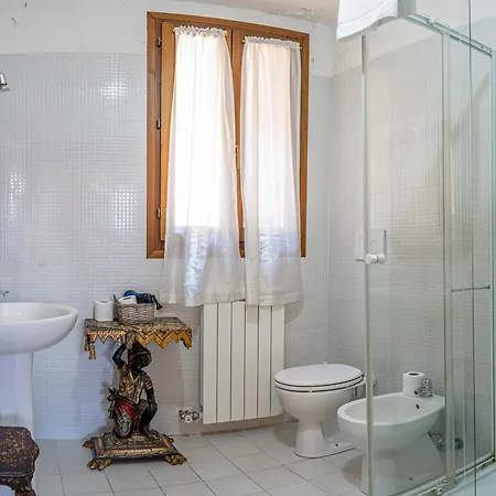 Appartement Gorgeous St Square By Ca-sa Check *