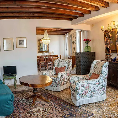 Gorgeous St Square By Ca-sa Check Appartement *