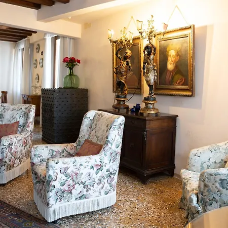 Appartement Gorgeous St Square By Ca-sa Check Venise